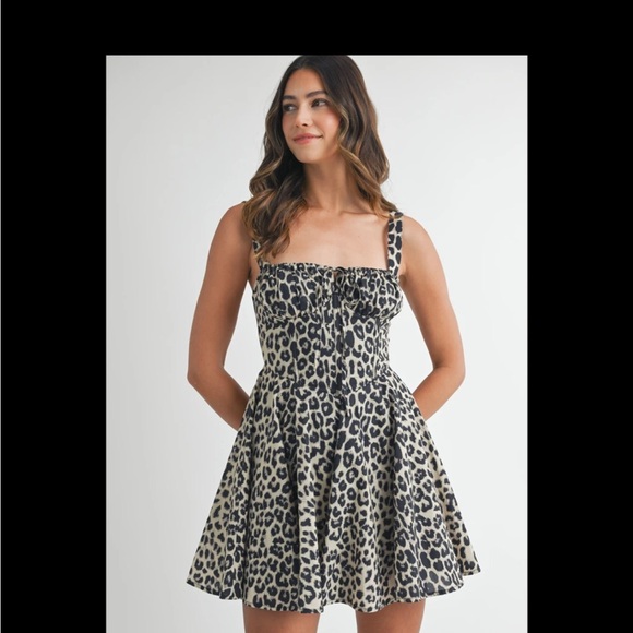 Leopard Print Dress - Picture 7 of 10